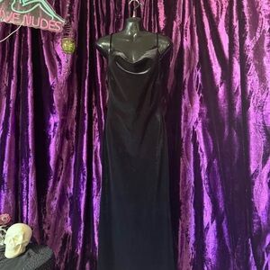 Elegant Black Velvet Dress